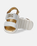 Sandali in pelle con monogramma strass