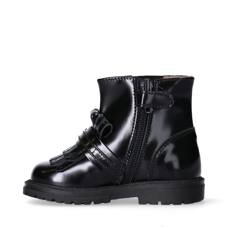 Stivaletti da bambina con frangia e logo EF dorato