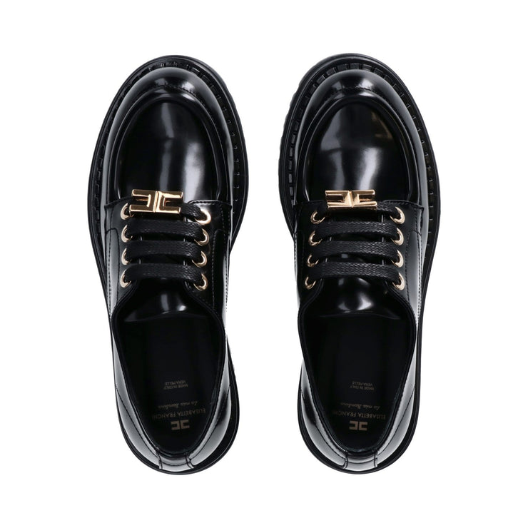 Stringate da ragazza con dettaglio paraboot