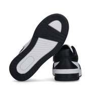 Sneakers unisex in pelle sintetica con logo laterale