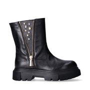 Anfibi da ragazza con borchie decorative