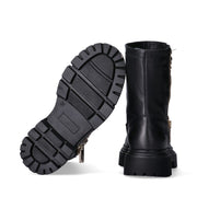 Anfibi da ragazza con borchie decorative