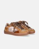 Sneakers da bambina marroni Morelli con inserti glitter e lacci animalier.