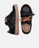 Sneakers da bambina con inserti glitter e lacci colorati