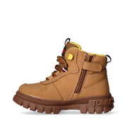 Scarponcini da bambino con suola carrarmato