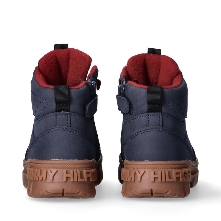 Scarponcini da bambino con suola carrarmato