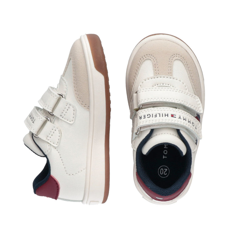 Sneakers da bambino con doppio strappo