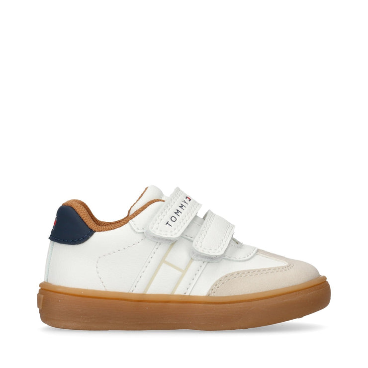 Sneakers stile retrò con doppio velcro