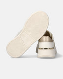 Sneakers da ragazza fondo platform ed inserti dorati