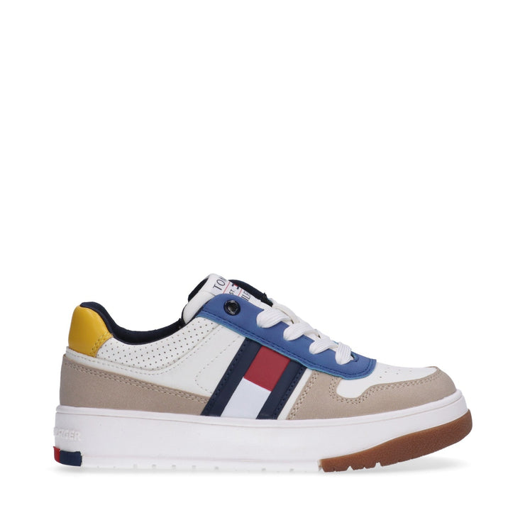 Sneakers color-block stile basket