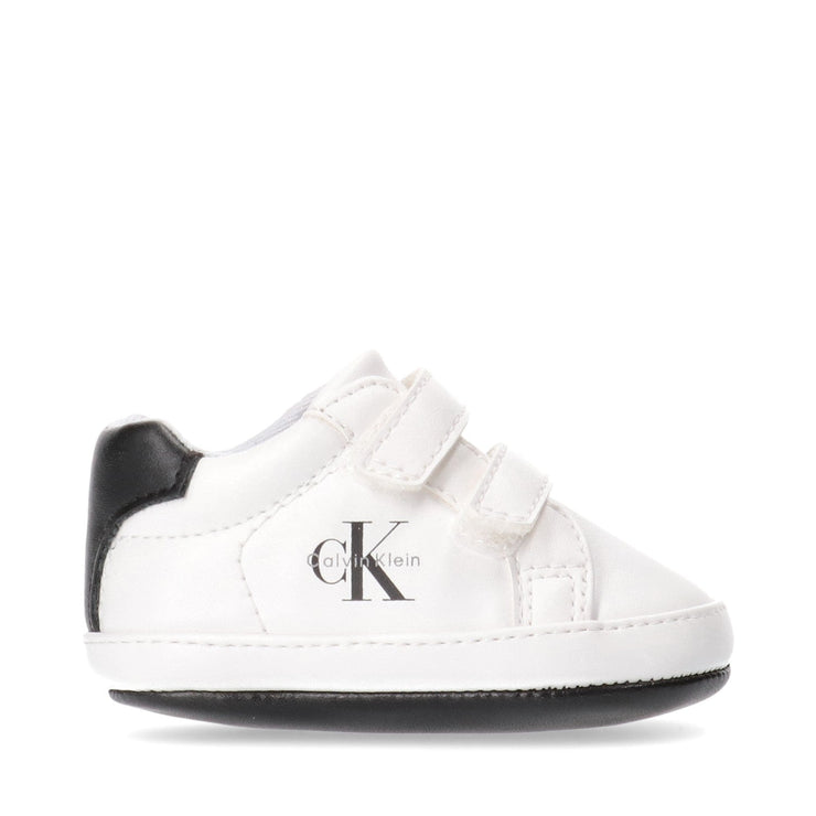 Sneakers da culla doppio velcro e dettagli a contrasto