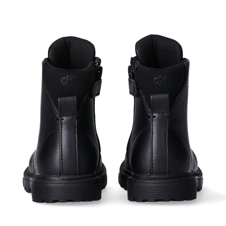 Anfibi in pelle sintetica con lacci e zip interna