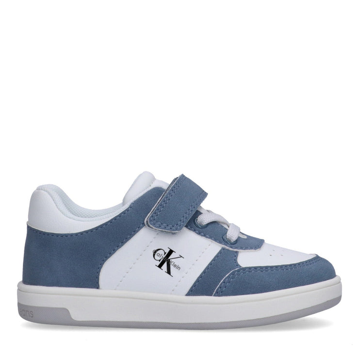 Sneakers con cinturino in velcro e dettagli a contrasto