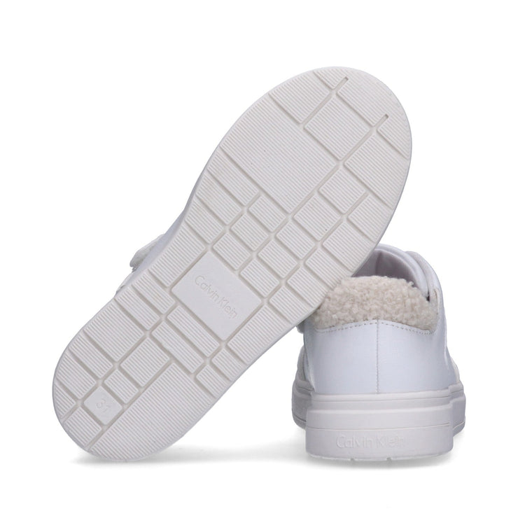 Sneakers da ragazza dal design sportivo