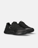 Sneakers stile running calzata slip-on