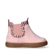 Stivaletti in pelle con inserti elastici e dettagli animalier.