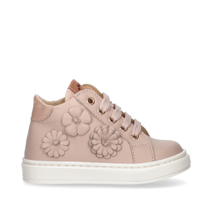 Girls' high sneakers with little flowers applied