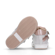 Girls' sneakers with heart and glitter details