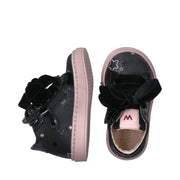 Sneakers bambina con stelle e lacci in velluto
