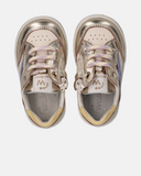 Sneakers primi passi in pelle con inserti laminati multicolor