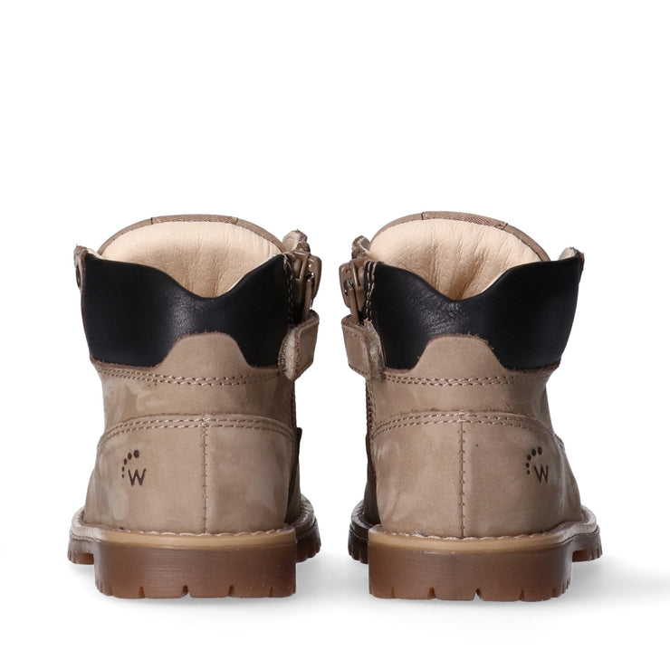 Scarponcini bambino in pelle con lacci e zip interna