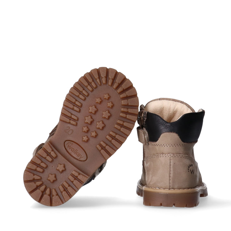 Scarponcini bambino in pelle con lacci e zip interna