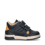 Sneakers da bambino con chiusura a doppio strappo