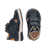 Sneakers da bambino con chiusura a doppio strappo