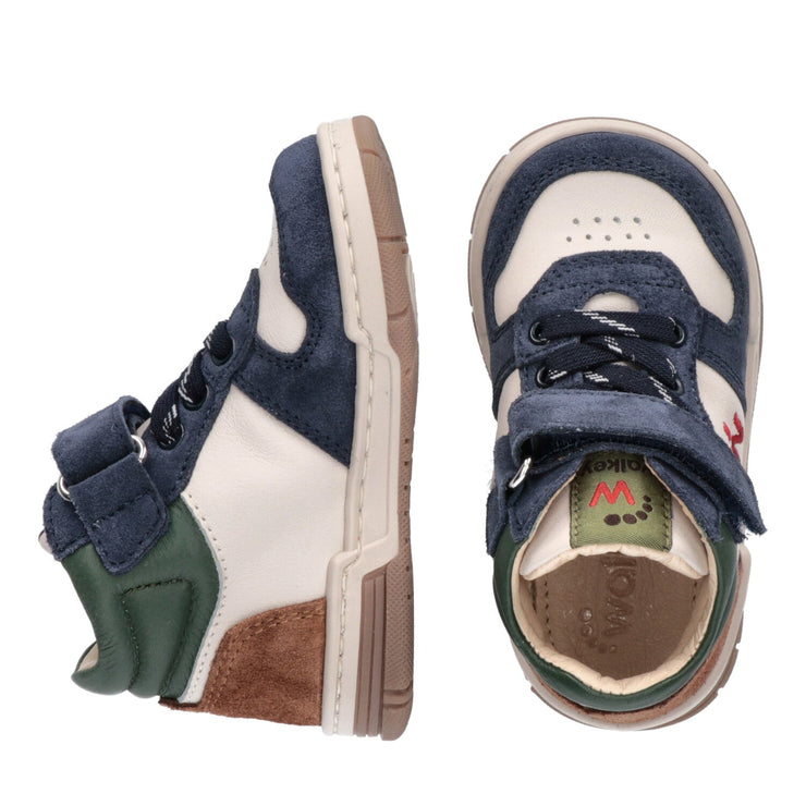 Sneakers alte da bambino con lacci e cinturino a strappo