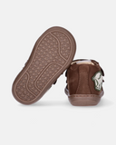 Sneakers in nabuk con patch dinosauro e velcro