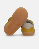 Sneakers in camoscio con stelle intarsiate