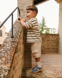 Sneakers in camoscio con stelle e zip interna