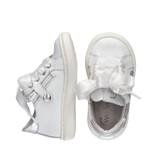 Sneakers da bambina con cuori in glitter