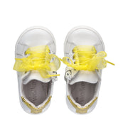 Sneakers da bambina con lacci in organza