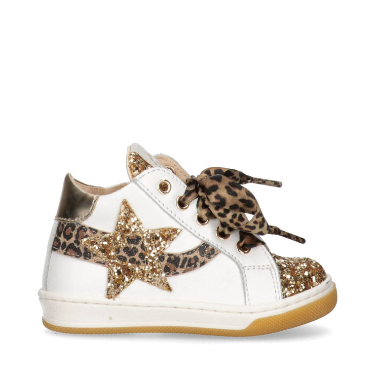 Sneakers con lacci leopardati e glitter